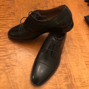 Johnston and Murphy Cap Toe 9M - Black